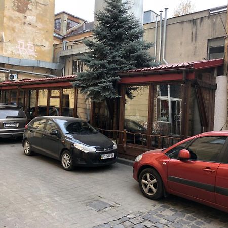 Apartment On Mikhalcuk Львов Экстерьер фото