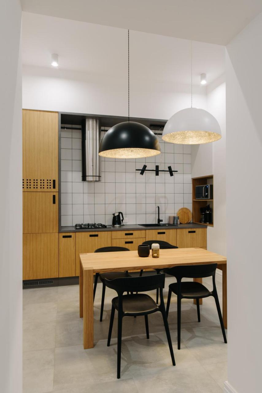 Apartment On Mikhalcuk Львов Экстерьер фото